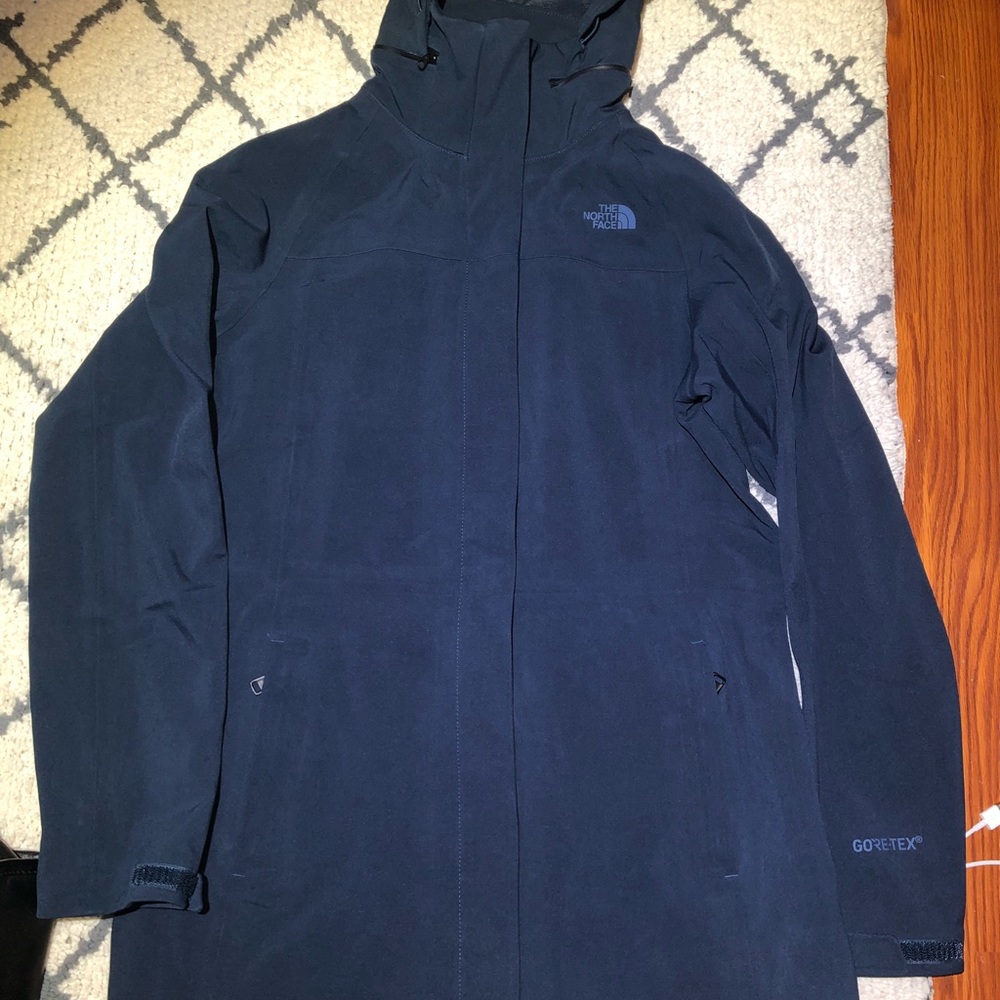 BNWT women’s The North Face gore Tex apex parka